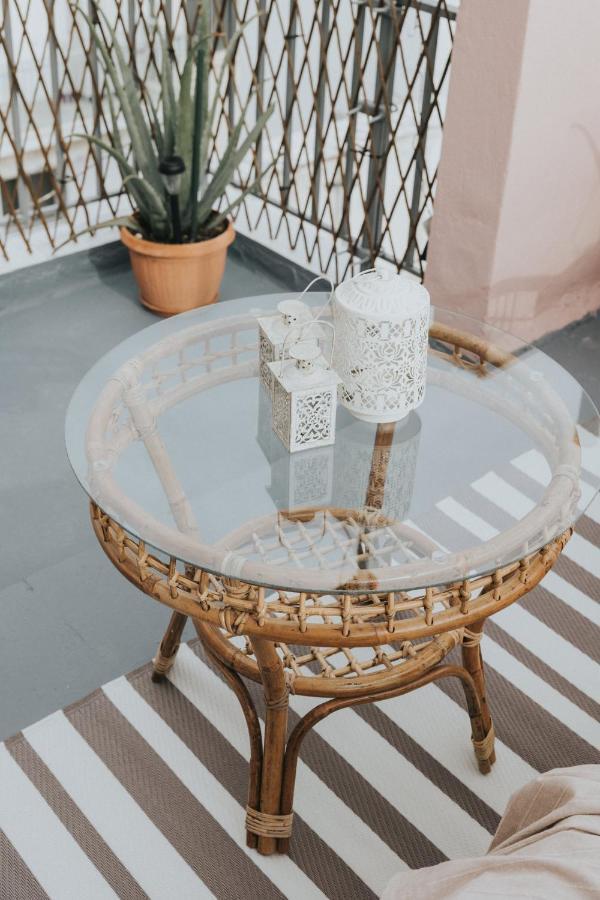 דירות וולוס Bohemian Loft With View! מראה חיצוני תמונה